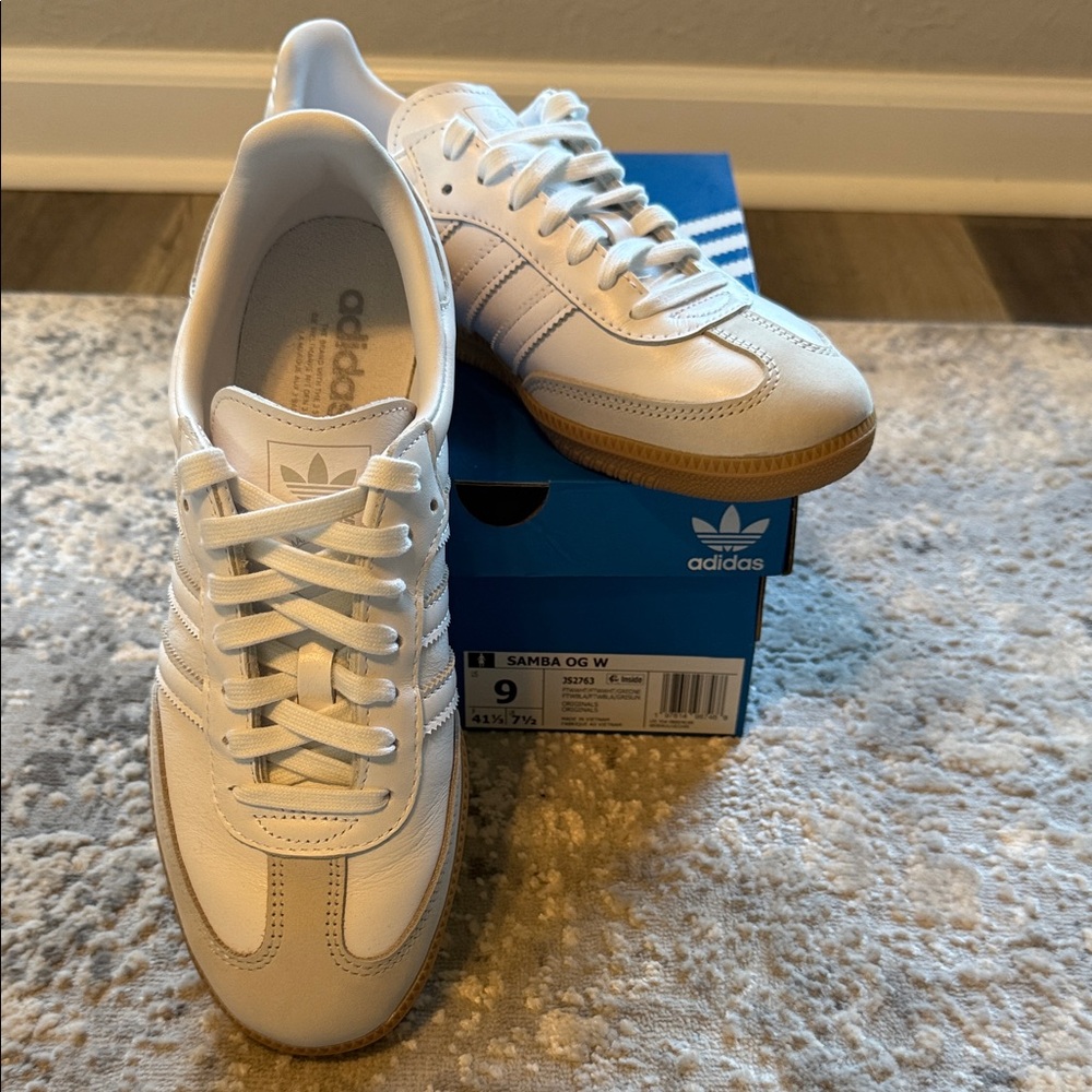 adidas Women's Samba OG Cloud White / Grey One Sneakers